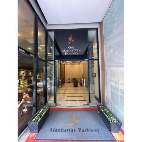 Manhattan Parkway Araneta City 7i