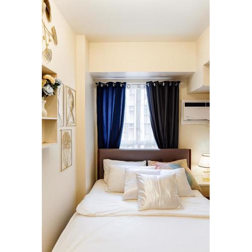 Manila Stay near Manila Airport NAIA Mall Fast Wifi Kitchenette Rouzelea Nest