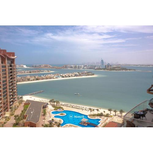 Manzil - 3BR in Palm Jumeirah with Private Beach Access & Sea View