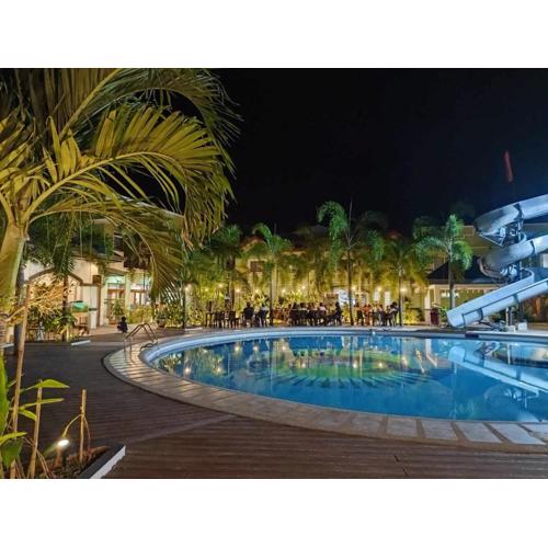 Marand Family Resort