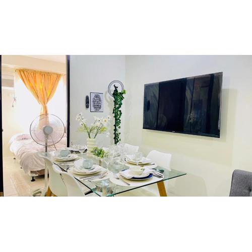 MARIA CONDO 19th Floor Cebu High-Rise Views Room Rental Mandaue