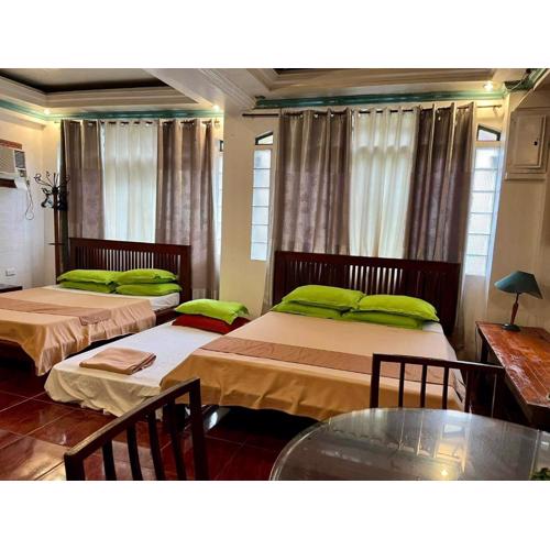 MARIKINA 32 sqm Studio for Transients w WiFi 40 inch TV Parking