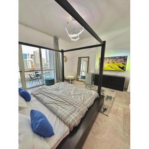 Marina Haven with Jacuzzi