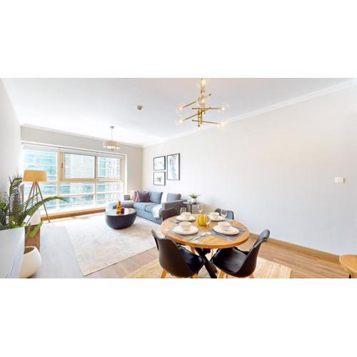 Marina Quays West - Modern One Bedroom in Marina