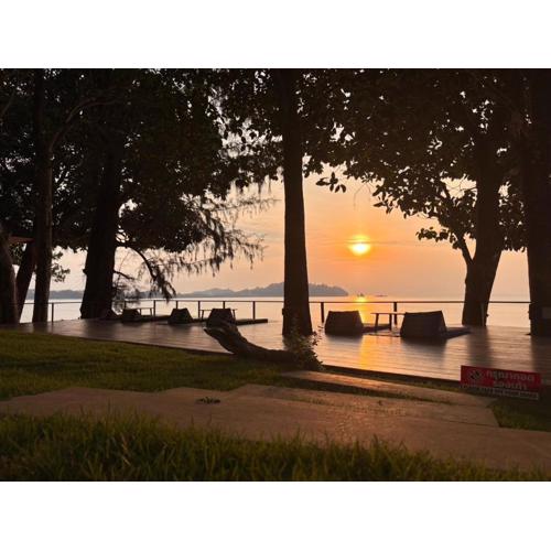 Marina Resort Koh Phayam Ranong