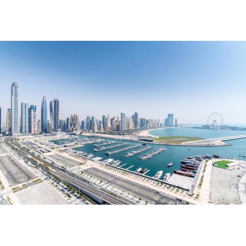 Marina Skyline View & Dubai Harbour Beachfront