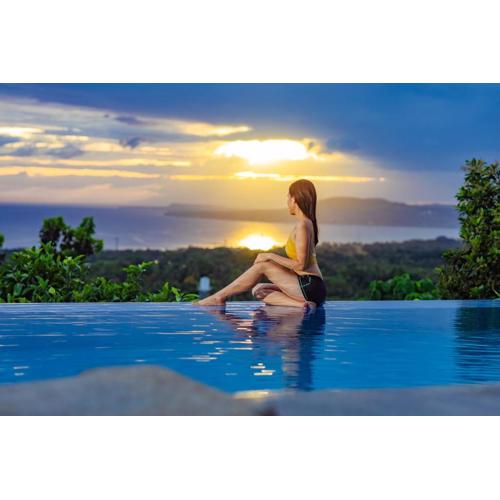 Marqis Sunrise Sunset Resort and Spa