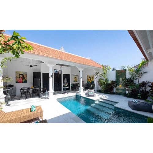 Martini Beachside Villa 1