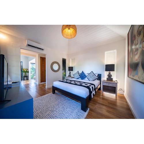 Martini Suite and Villa