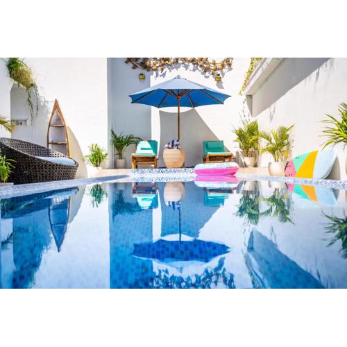 Master Suite in shared Pool Villa -Ideal for Entertaining