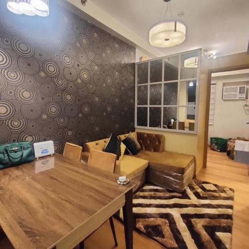 MATTHEW'S Corner Trees Residences near SM Fairview