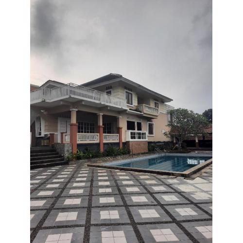 Mawar Villa with Private Pool