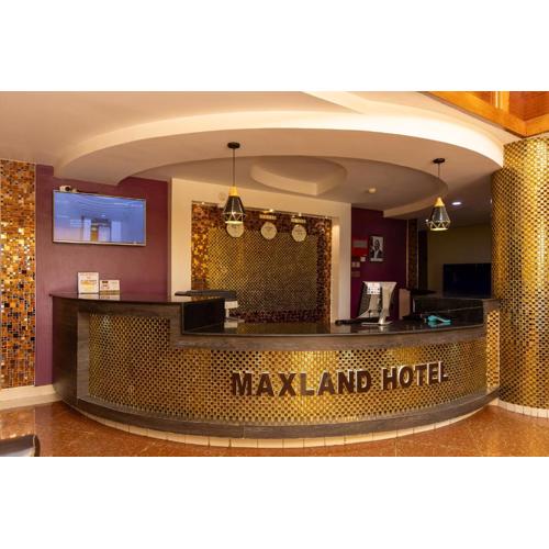 Maxland Hotel
