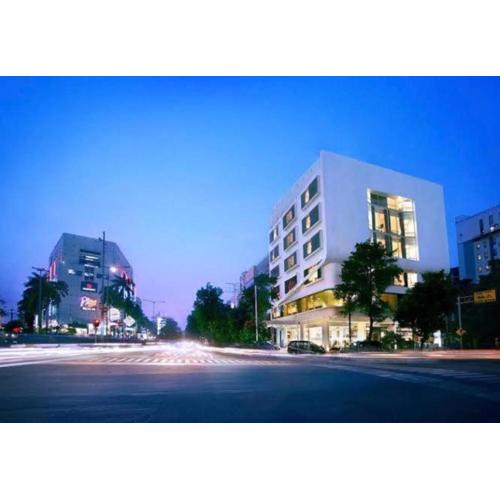 Maxone Premier Melawai