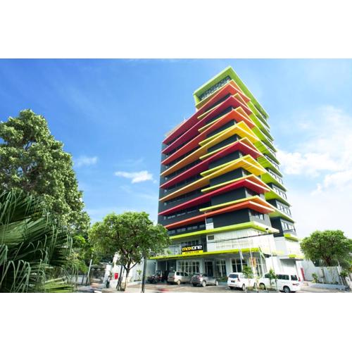 MaxOneHotels at Dharmahusada Surabaya