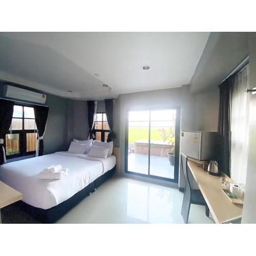 Maze Pool Villa Resort