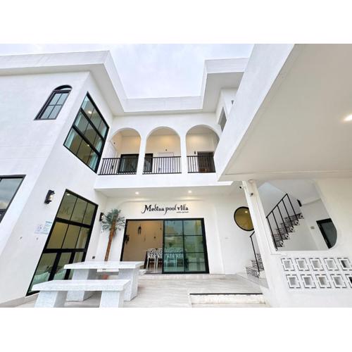 Medina Private Pool Villa-บางแสน