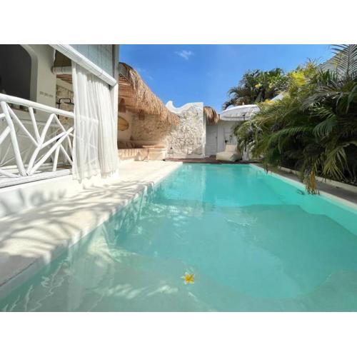 Mediterranean 2BR Tropical Villa Near Pererenan Beach, Canggu