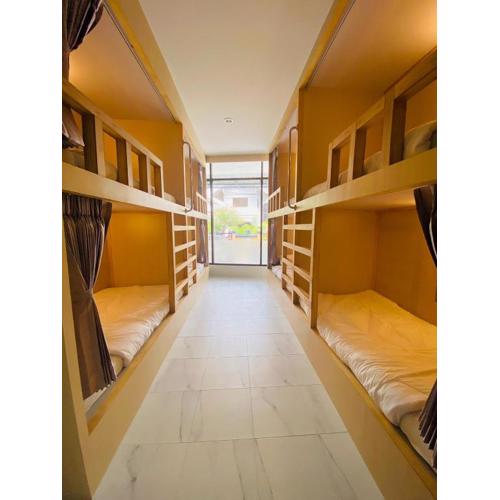 MellowDee Female Hostel เมลโลดี โฮสเทลหญิง 女旅社