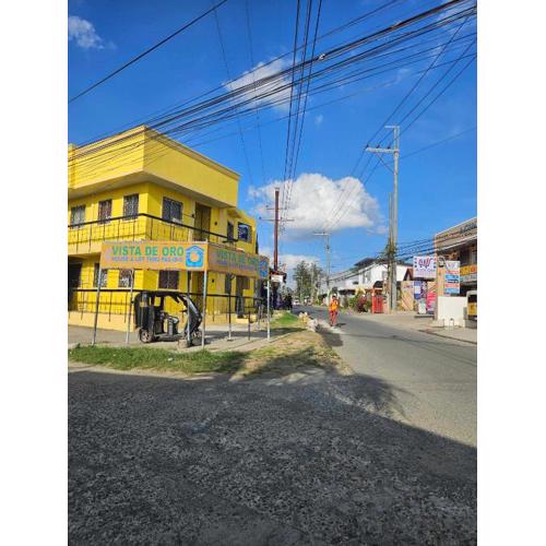 Mel's Place Batangas Unit 8 Two-Bedroom House w Free Parking WIFI Netflix Smart TV Fit to 4 Adults or kids