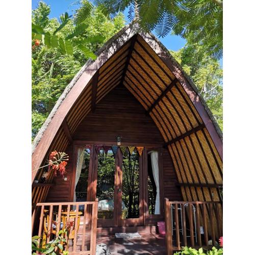 Meno Madia Bungalows