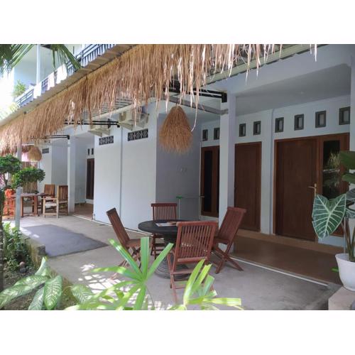 Merendeng Hostel Kuta