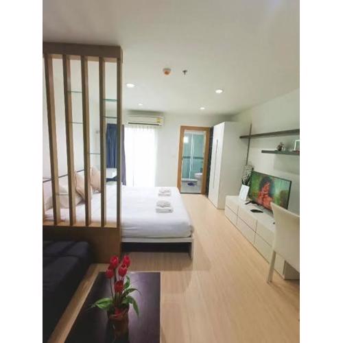 Merkezde Havuzlu Lüks Rezidans