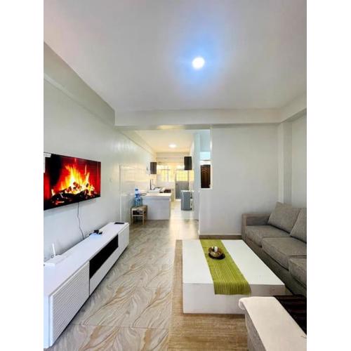 MERU MODERN LIVING BNB 1 AND 2 BEDROOMS