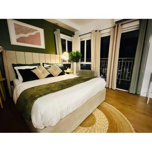 Mesatierra Garden Residence 2005