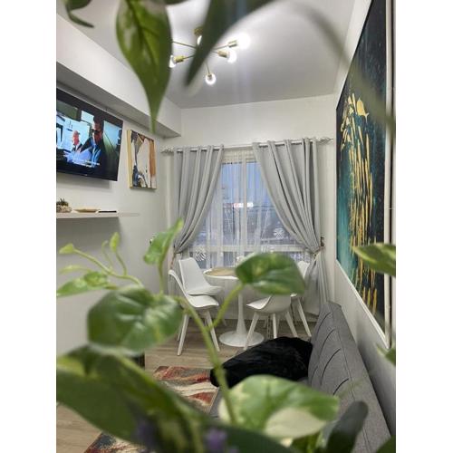 Mesavirre Bacolod - High Floor, Beautifully Furnished 1BDM with Balcony