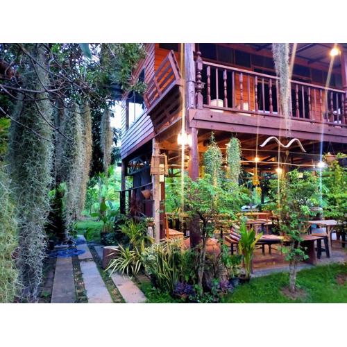 Metha Country View Homestay Singburi