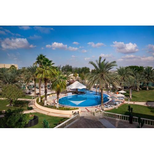 Metropolitan Al Mafraq Hotel