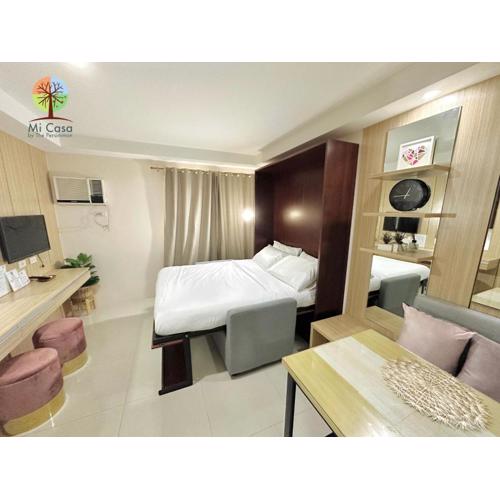 Mi Casa by The Persimmon