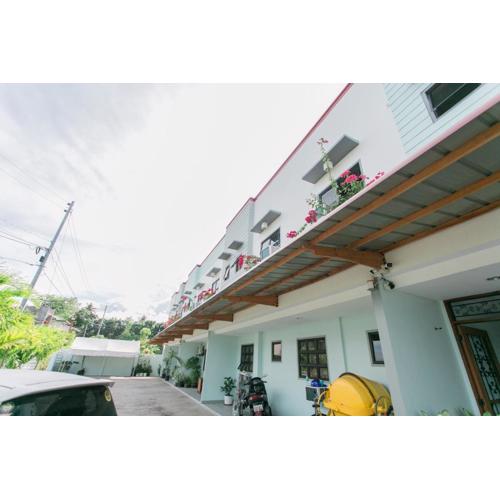 Midway Stay Apartments Dumaguete