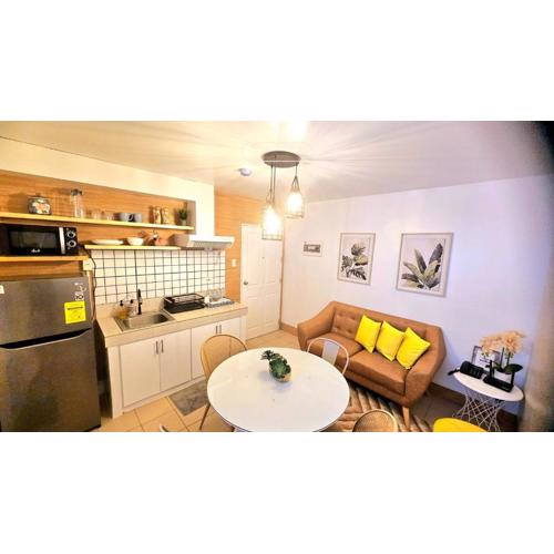 Mika's Crib 2BR condo