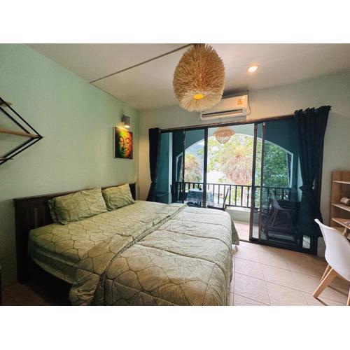 MILD ROOM SEA VIEW ROOM FOR RENT