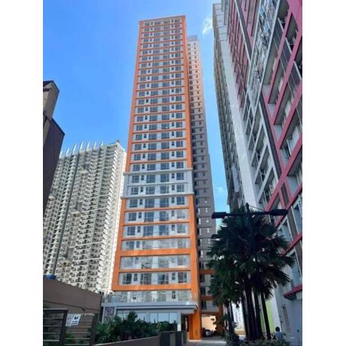 Milia Condo w/ Free use of Swimming pool & Gym