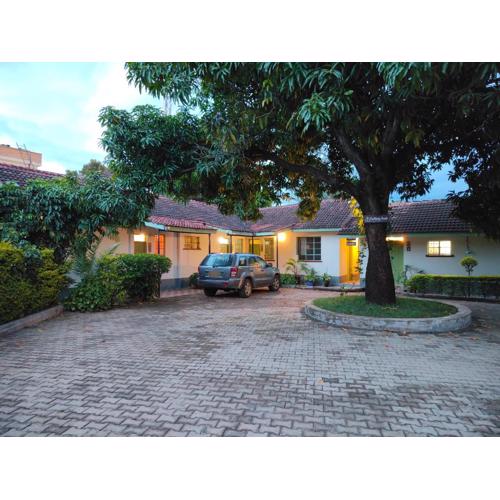 MILIMANI DRIVE LIVINGs