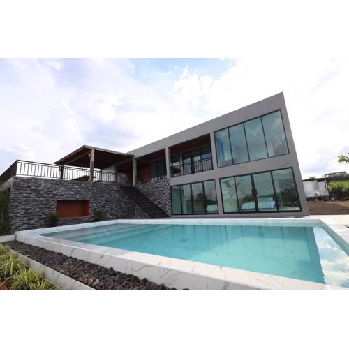 Million Stars Poolvilla