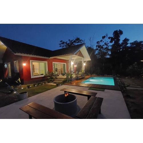 Mimi Cottage - Vacation home good for 4-8 people