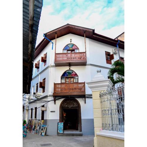 Minara Miwili - Forodhani Park