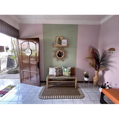 Minggiran House Homestay Jogja