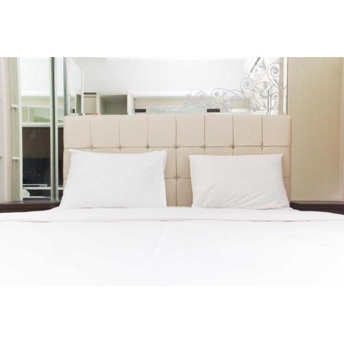 Minimalist and Comfort Living Studio Apartment Springlake Summarecon Bekasi By Travelio