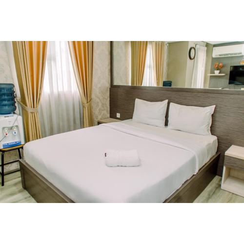Minimalist and Comfy Studio at Bintaro Icon Apartment By Travelio