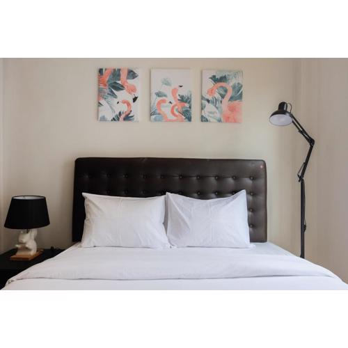 Minimalist and Cozy Room 1BR Asatti Apartment By Travelio