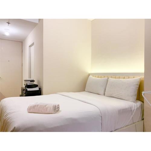 Minimalist and Nice Studio at Tokyo Riverside PIK 2 Apartment By Travelio