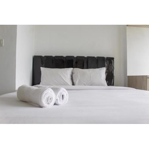 Minimalist Studio Apartment at Poris 88 with City View By Travelio