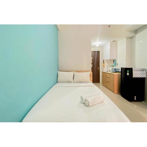 Minimalist Studio Apartment at Transpark Juanda Bekasi Timur By Travelio