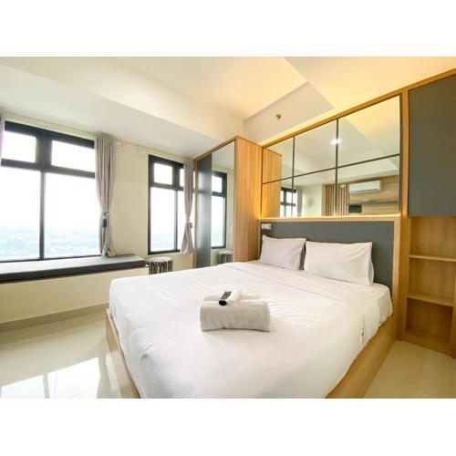 Minimalist Studio at Pollux Chadstone Apartment By Travelio