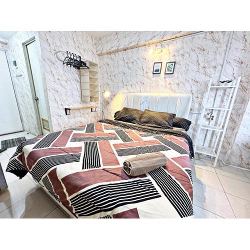 Minimalist Studio Cityview at Apt Green Bay Pluit Tower G